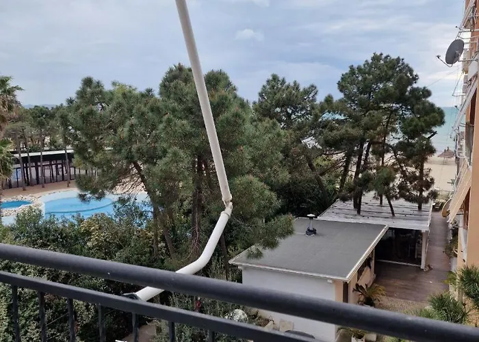 Appartamento Seaside Durres Shkembi Zone Golem (Tirana)